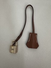 HERMÈS  Chlochette Gold für