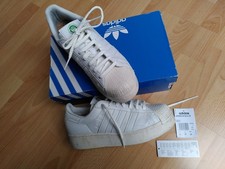 TOP: adidas Originals CLEAN