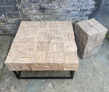 Exclusiv Couchtisch und Holzhocker Beistelltisch Stuhl Handarbeit Massivholz