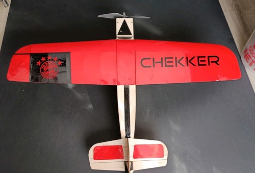 Chekker achs holzmodell - chekker,