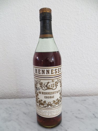 Alte flasche hennessy cognac - flasche,