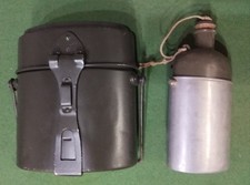 Essgeschirr und Feldflasche