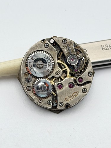 Doxa locle movement - locle,