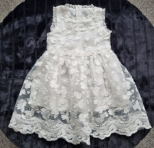 Traumhaftes NEXT Kleid Festkleid Gr.  110  4 Y Taufe  Blumen Mädchen Spitze weiß