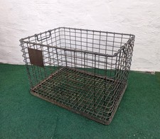 Alter Drahtgitterkorb