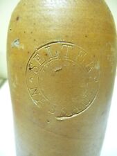 1993.      Alte Tonflasche