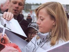 Susie Stoddart - Rennfahrerin - signiertes Foto - Echtheitszertifikat (29646)