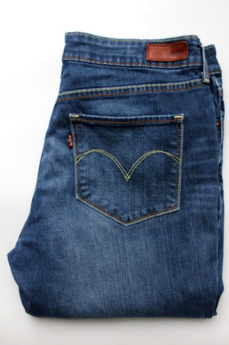 Levi bold curve straight - bold,