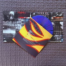 Oasis Standing On The Shoulder