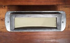  Beleuchtetes Schild I