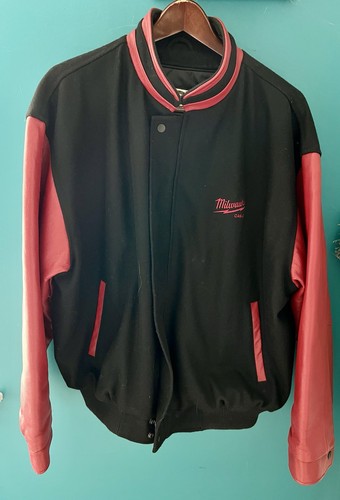Milwaukee canada tools varsity - canada,