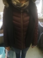 Mütze mit integriertem Schal