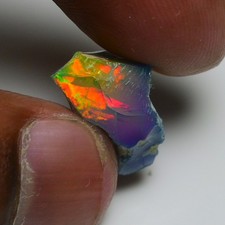 Glatter schwarzer Opal grob