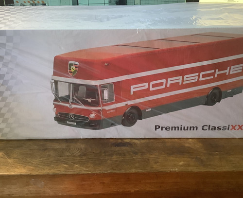 Premium classixxs 18 - premium, 1:18