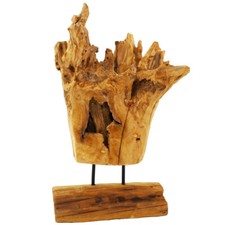 Holzskulptur (Wurzelholz) auf