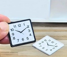 NEU OVP⭐️Miniatur Uhr -
