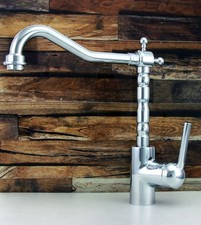 Küchenarmatur Chromfarben