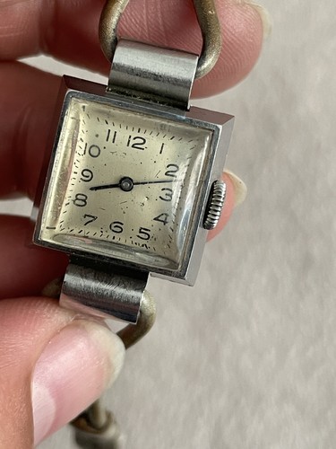 Universal geneve modele - -,