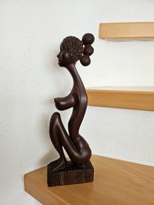 Afrikanische Holzskulptur –
