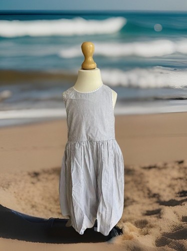 Gestreiftes baumwollkleid - gestreiftes,