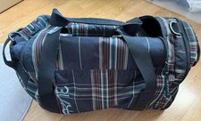 Tasche Dakine Reisetasche 47x28x33cm Umhängegurt Seitentasche Schwarz/Grau