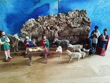 Konvolut antike Krippenfiguren Figuren und Tiere antik  Masse beflockt um 1900