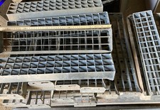 Raumspar-Stufe, Stiege Stahl verzinkt, Treppenstufe 50 x 10cm, Stahlstufe, Tritt