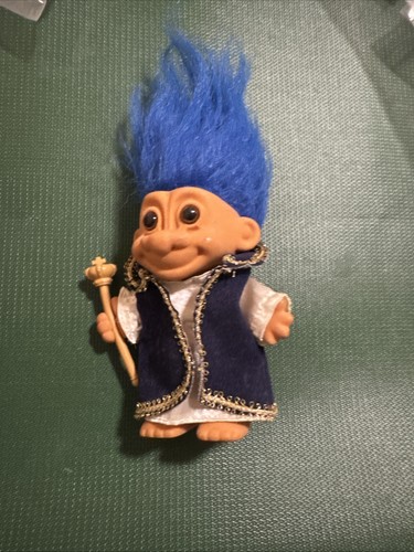 Vintage russ troll - in, king