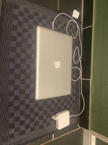 Apple macbook pro - apple, 13"