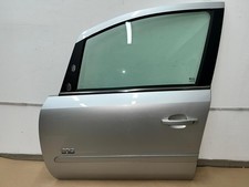 Opel Zafira B Tür vorn Links