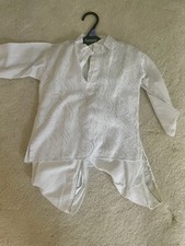 Indische ethnische Kleidung