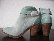 AUSTRALIA LUXE COLLECTIVE