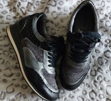 Mjus Sneaker Mustermix Gr. 40 LEDER Schwarz Grau.. flach