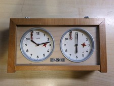 Schachuhr Garde Ruhla