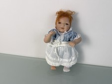 Künstlerpuppe Oncrown Sammler Porzellan Puppe 24 cm. Top Zustand 