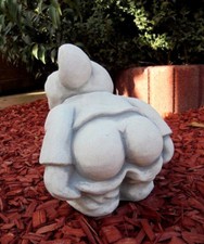 Steinfigur Troll "Leck mich