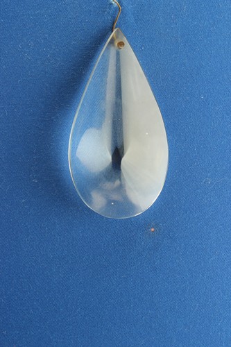 Tropfen kristall - tropfen,