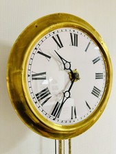 SELTENE ANTIKE LÜTTICHER WANDUHR MIT EISEN GESTELL UND MESSING LÜNETTE UM 1850