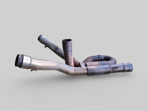 Central exhaust header mid - exhaust,