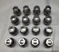 Original Radmutter - Satz -- 16 Stück für Ford "Käseloch"-Alufelge -- 7x13