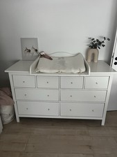 HEMNES Kommode mit 8 Schubladen, weiß, 160x96 cm, mit abnehmbarer Wickelauflage