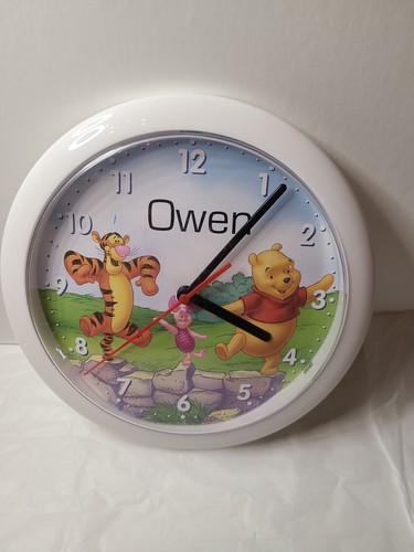 Winnie the pooh - pooh, clock