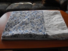 Bettüberwurf/ Tagesdecke Blau gemustert 200 x 140