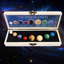 Neun Planeten Steine