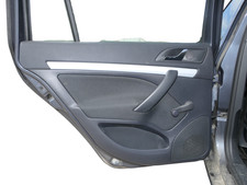 1x Octavia 1Z Kombi Türverkleidung Verkleidung Tür hinten links schwarz onyx