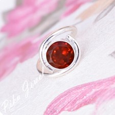 Facettierter Granat Edelstein 925 Sterling Silber Neu eingetroffen Ring Gesch...