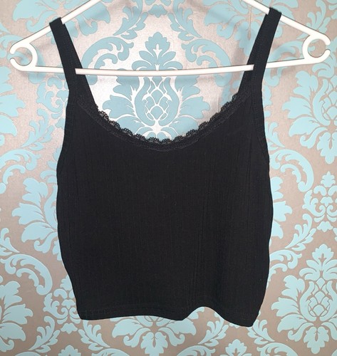 Schwarzes crop top mit - top, spitze