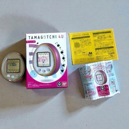 Bandai tamagotchi pink mit - tamagotchi,
