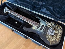 Limited Jackson Dinky DK2 Pile O‘Skulls (2004, Made in Japan) (3454g)