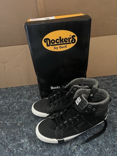 Dockers gerli - by,